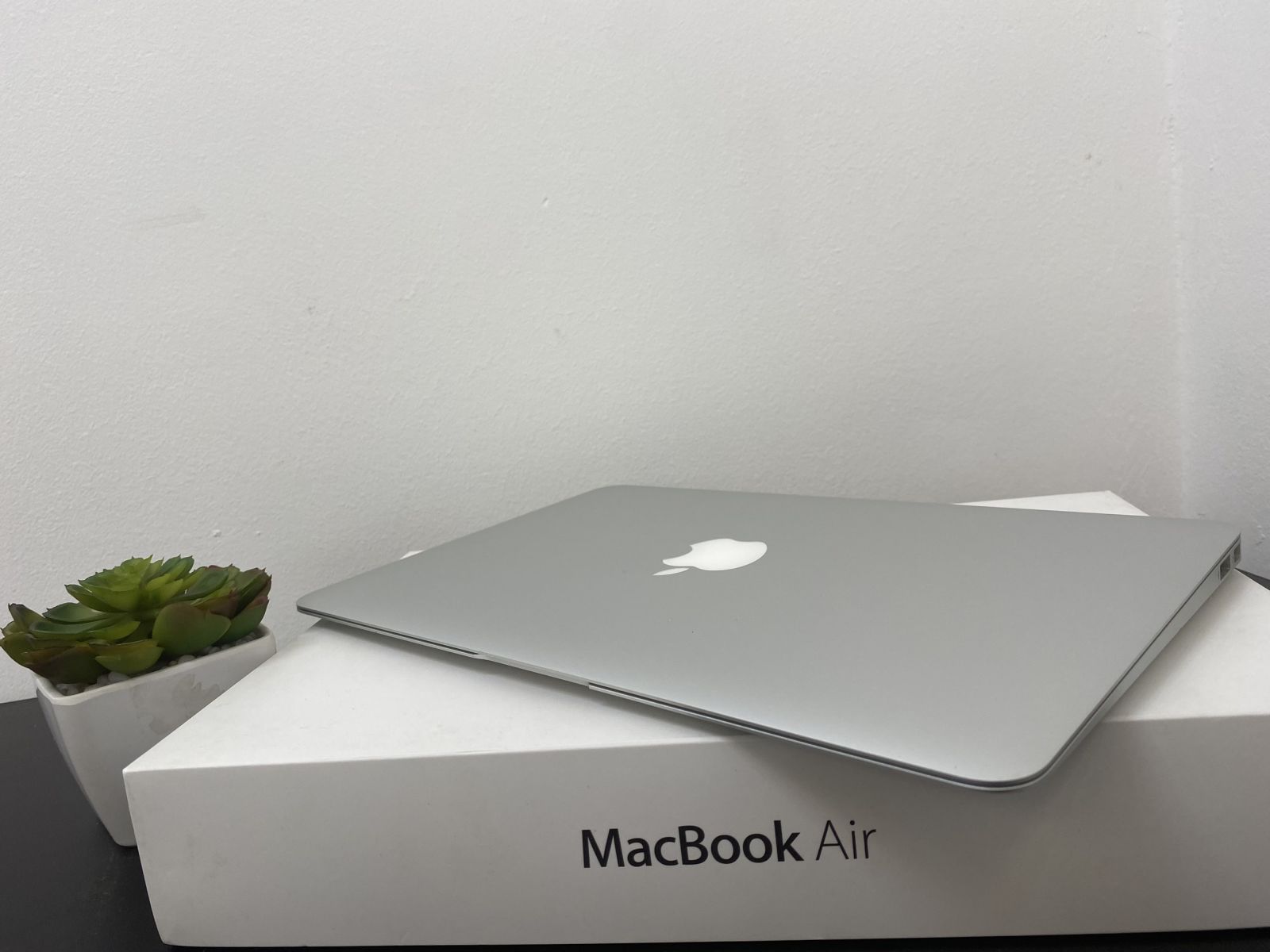 Macbook Air 2013 11inch MD712 Core i5/4/256GB