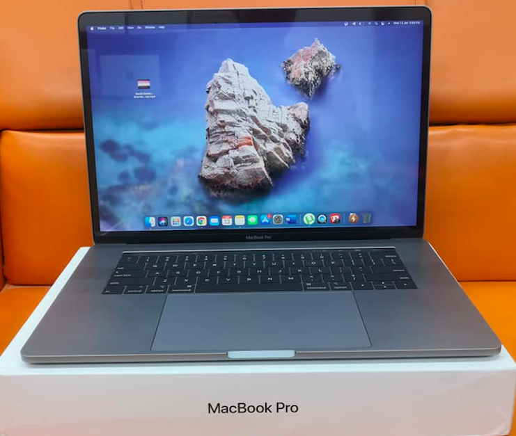 Macbook pro 2019 15inch MV902/ MV922 Core i7/16GB/256GB